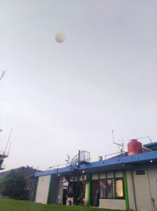 Peluncuran Radiosonde iMS-100 jam 00 & 06 UTC di Pangkalpinang